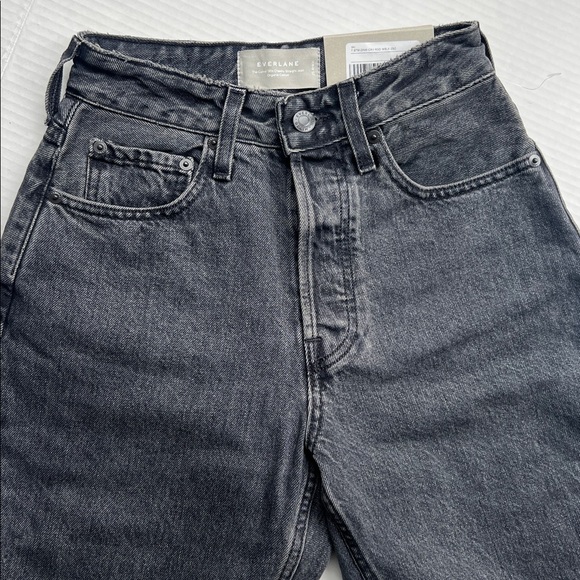 Everlane The Curvy 90s Cheeky Straight Jeans - Picture 8 of 14